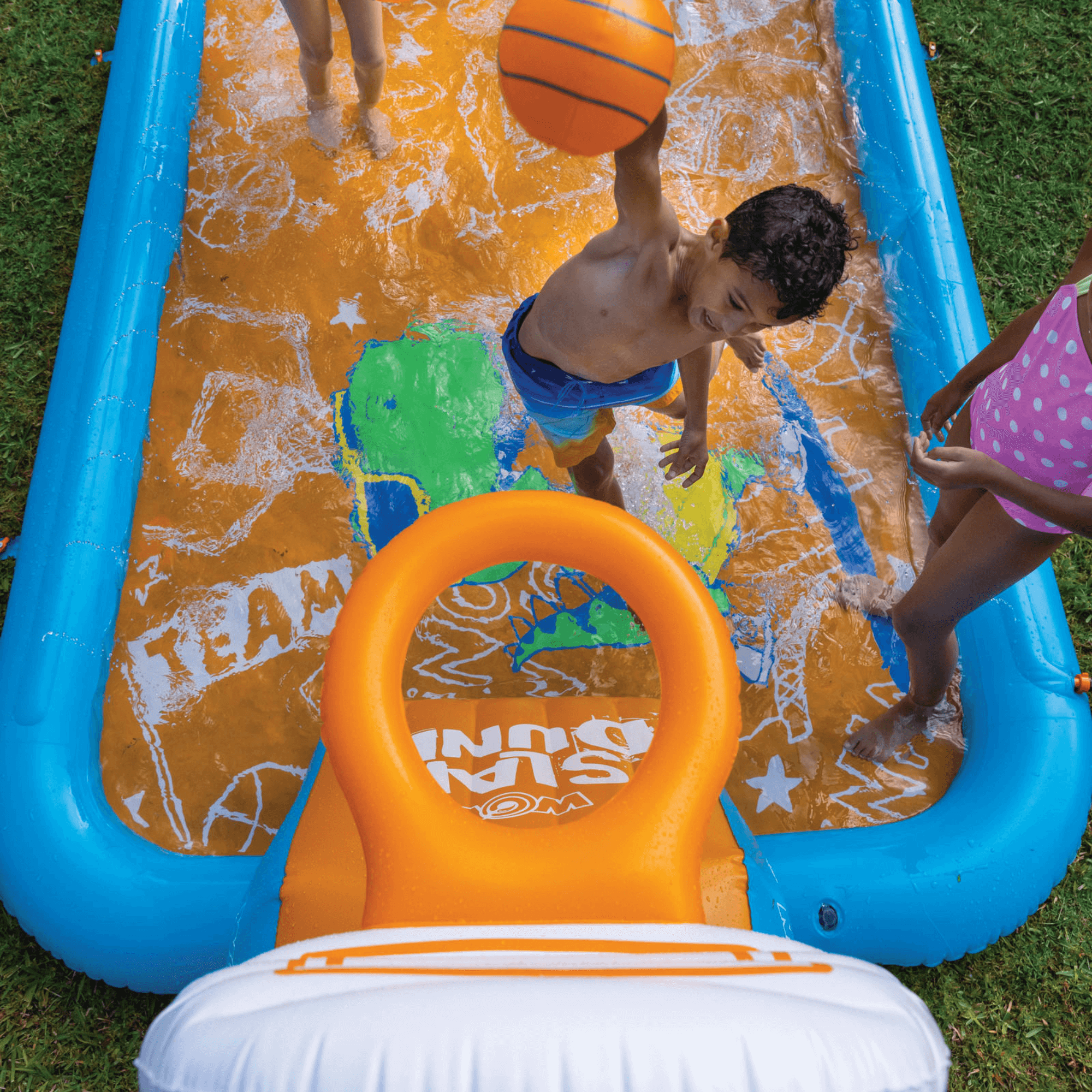 WOW Watersports Slam Dunk Hoop and Basketballs-4